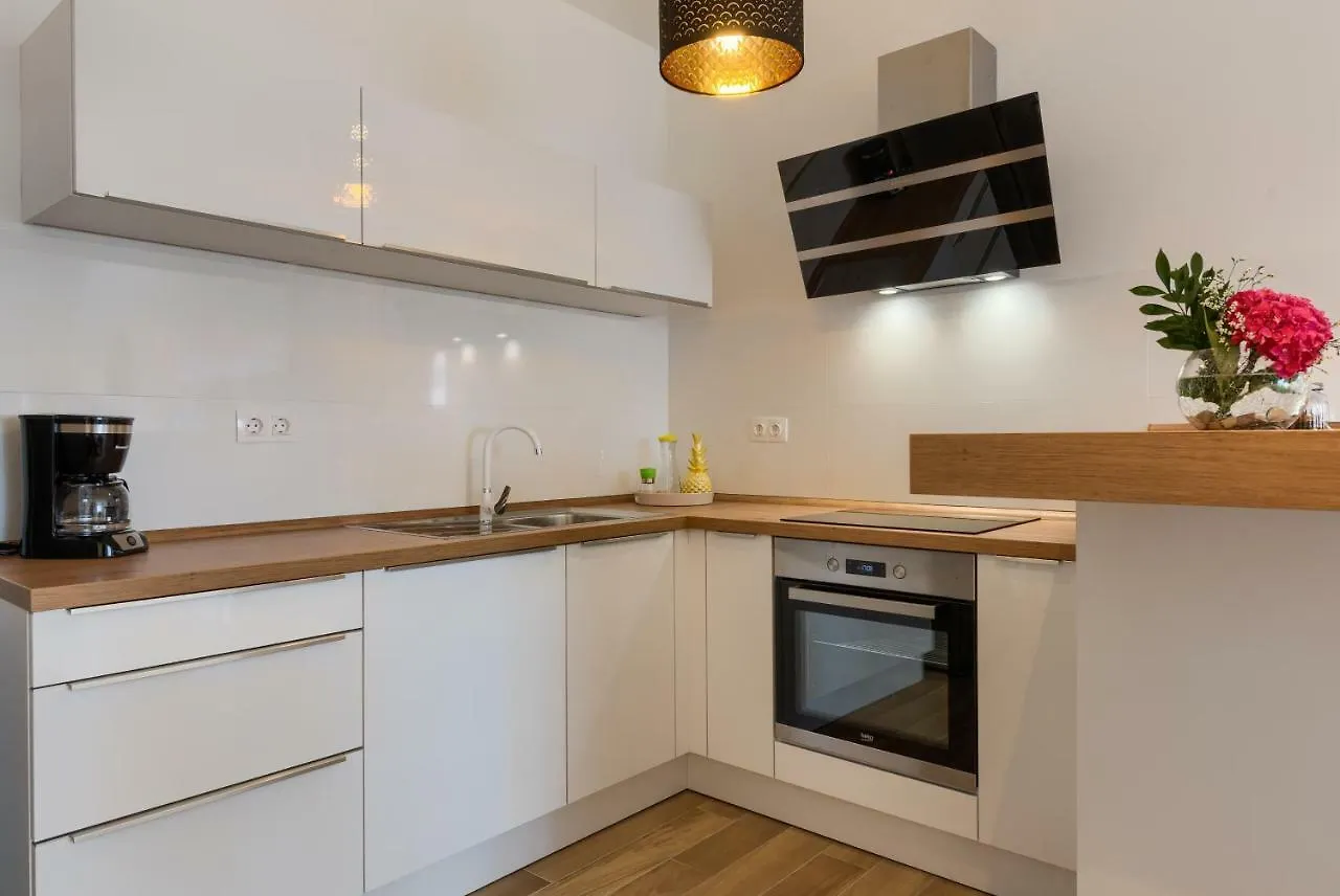 Apartments Dream In Arena 2 Pula Center Free Parking 0*,