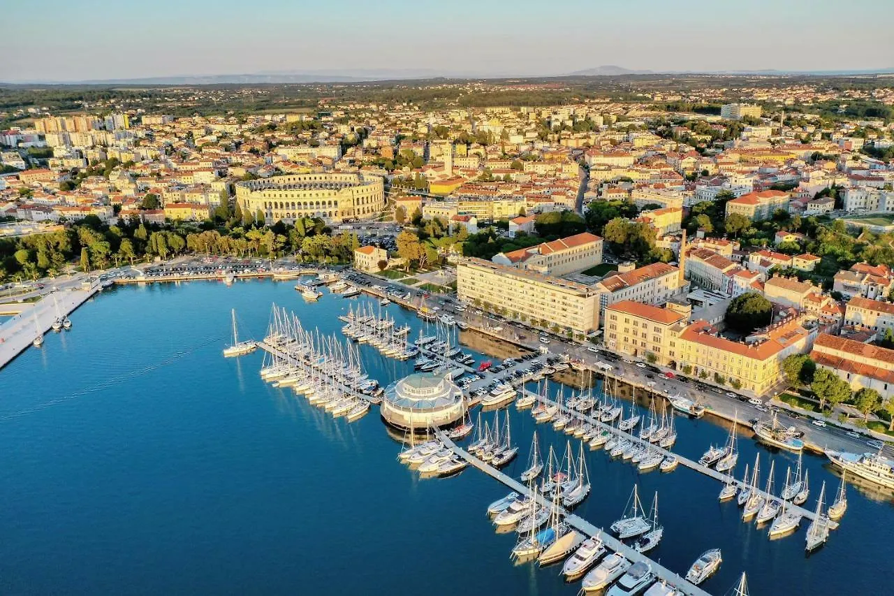 Apartments Dream In Arena 2 Pula Center Free Parking